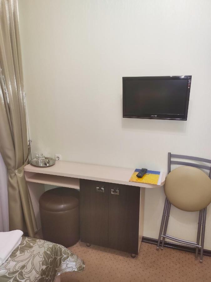 Hotel Voyage Харков Екстериор снимка