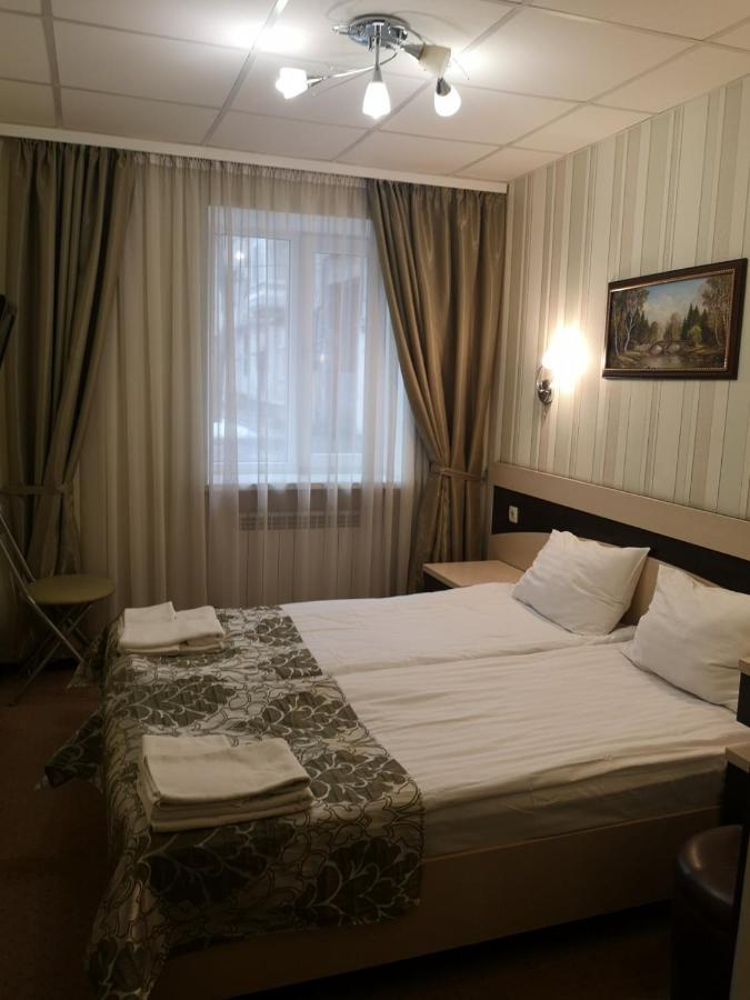 Hotel Voyage Харков Екстериор снимка