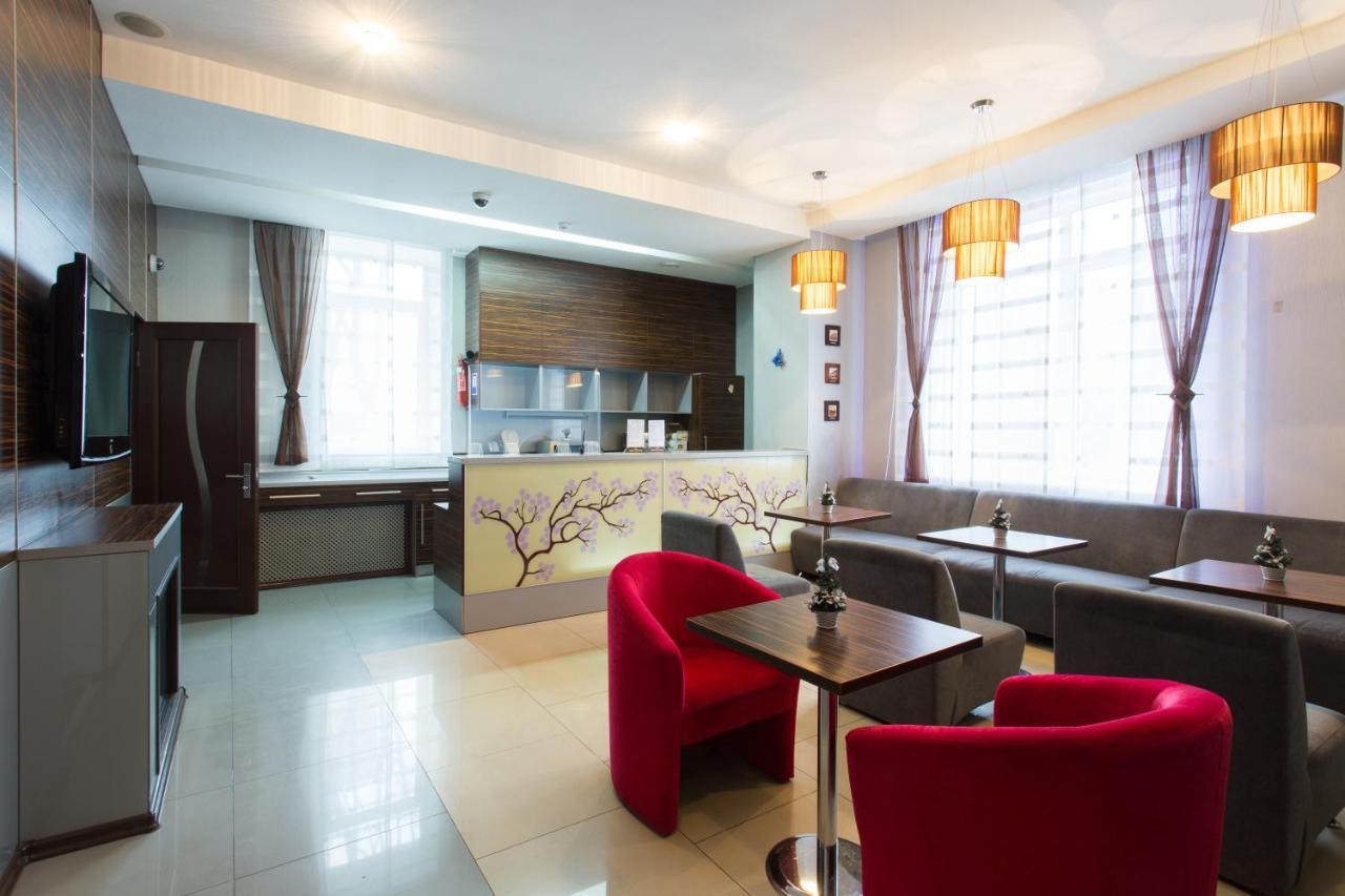 Hotel Voyage Харков Екстериор снимка