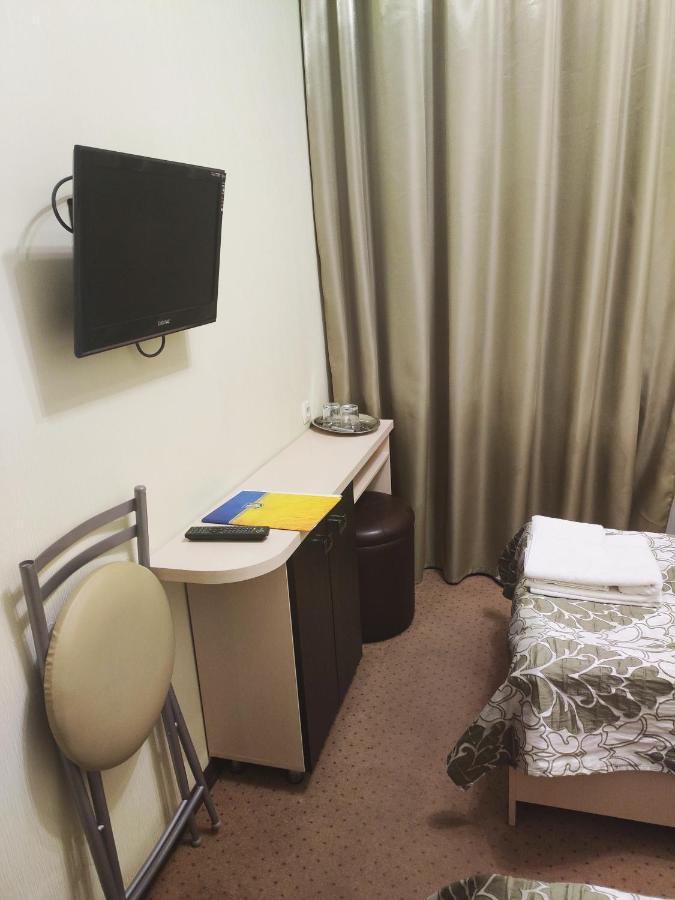 Hotel Voyage Харков Екстериор снимка