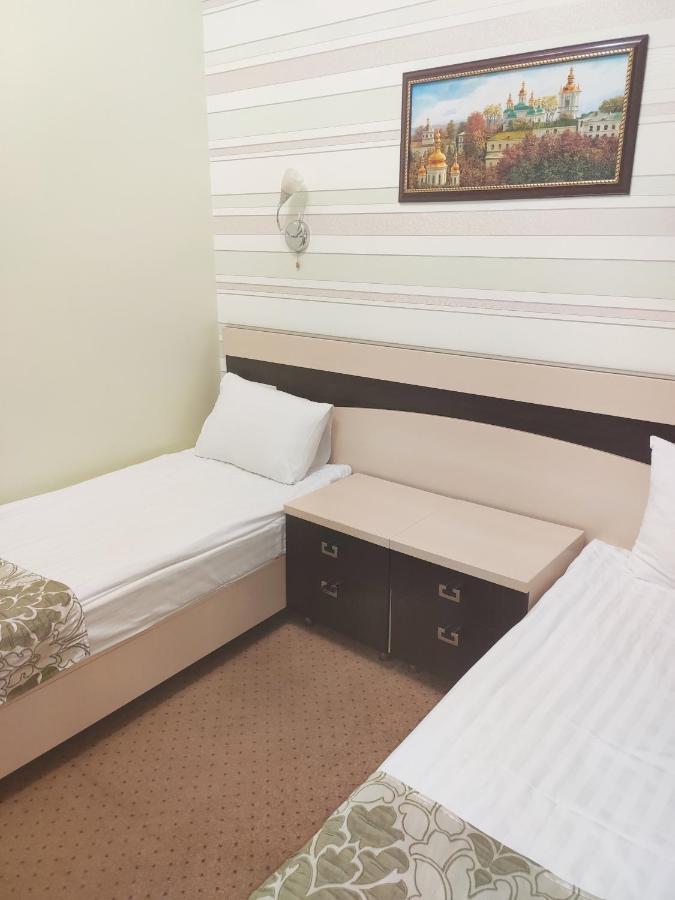 Hotel Voyage Харков Екстериор снимка
