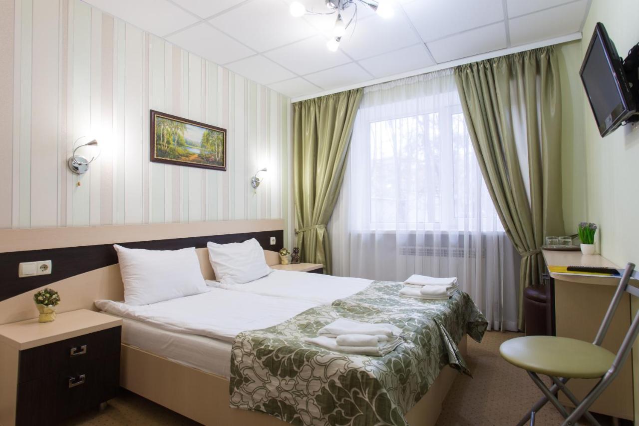 Hotel Voyage Харков Екстериор снимка