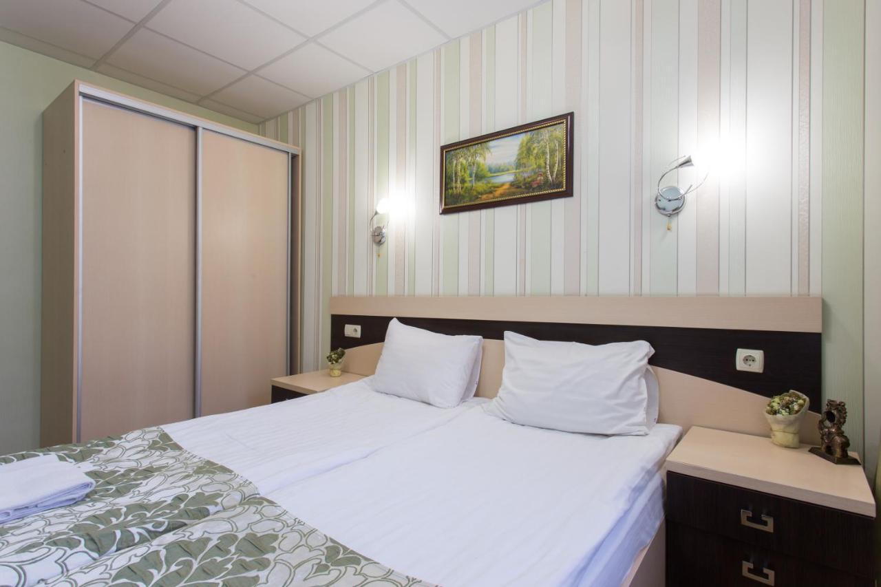 Hotel Voyage Харков Екстериор снимка