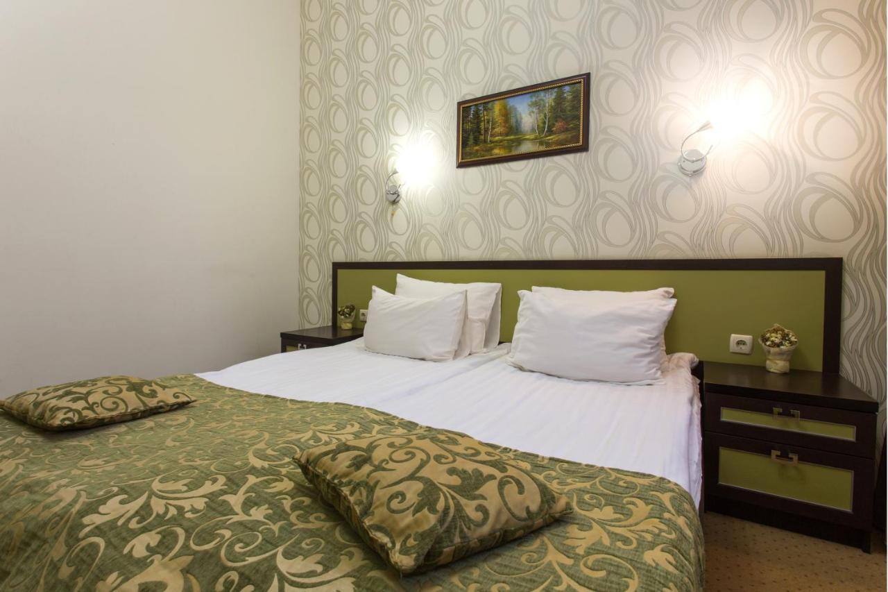 Hotel Voyage Харков Екстериор снимка