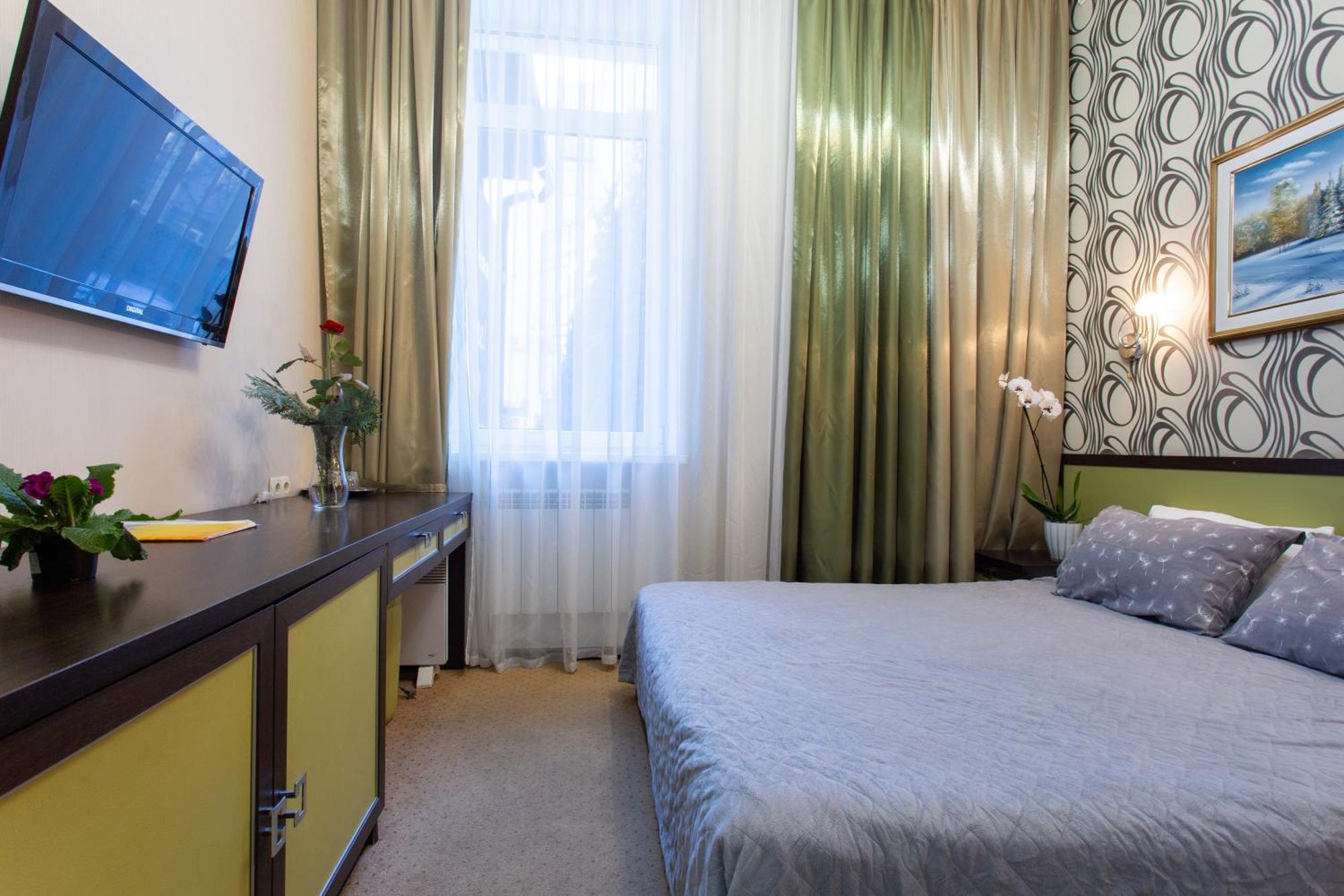 Hotel Voyage Харков Екстериор снимка